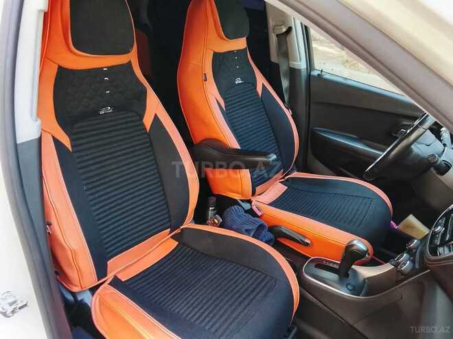 Chevrolet Trax-6
