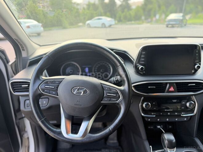Hyundai Santa Fe-3
