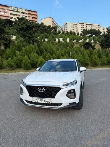 Hyundai Santa Fe-1