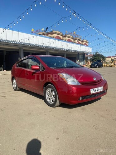 Toyota Prius-3