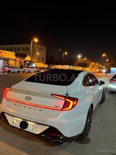 Hyundai Sonata-6