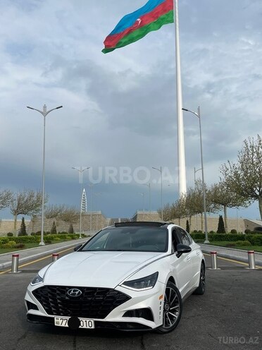 Hyundai Sonata-8