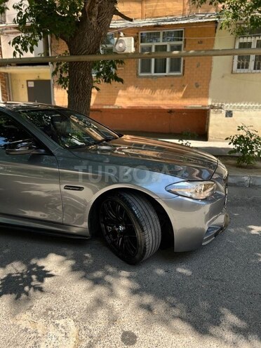 BMW 528-9