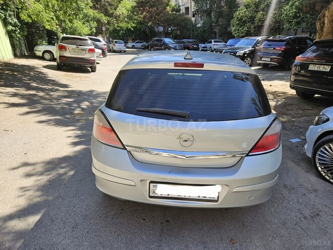 Opel Astra-2