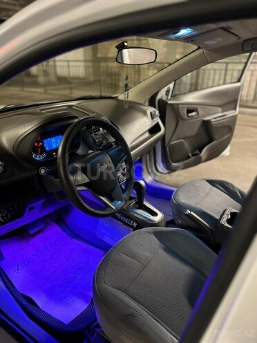 Chevrolet Cobalt-5