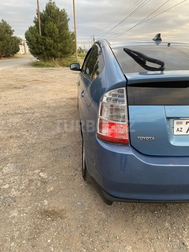 Toyota Prius-10