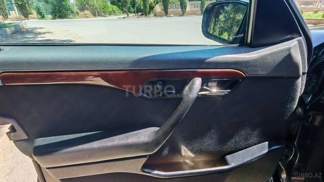 Mercedes C 230-11