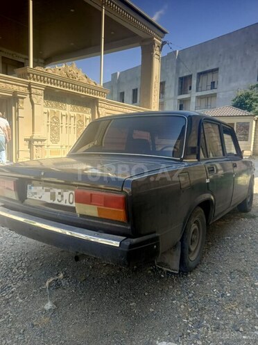 LADA (VAZ) 2107-2