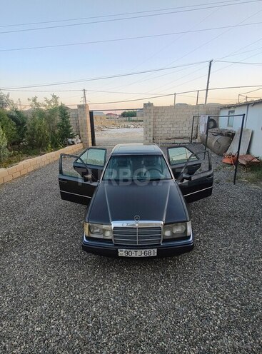 Mercedes 200 E-7