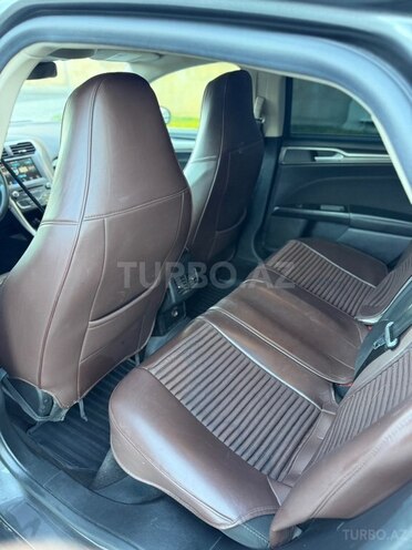 Ford Fusion (North America)-10