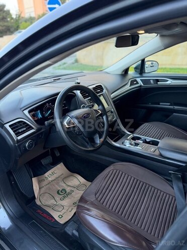 Ford Fusion (North America)-12