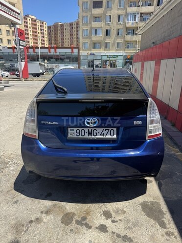 Toyota Prius-10