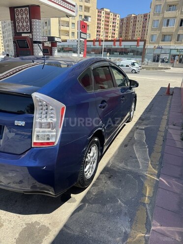 Toyota Prius-7