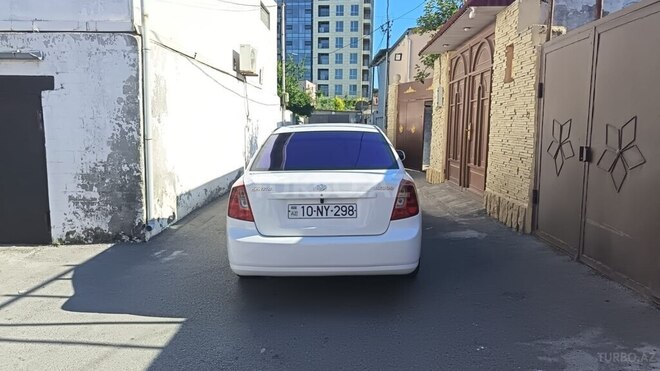 Daewoo Gentra-2