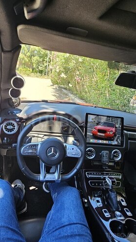 Mercedes E 320-7