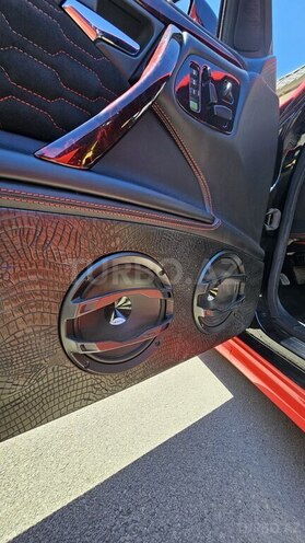 Mercedes E 320-12