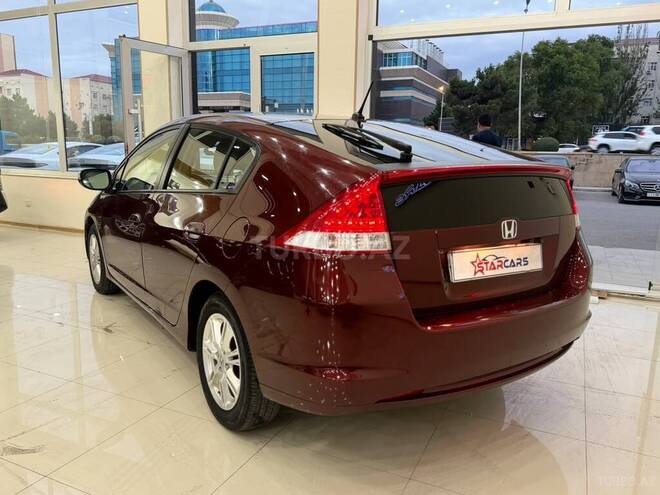 Honda Insight-7