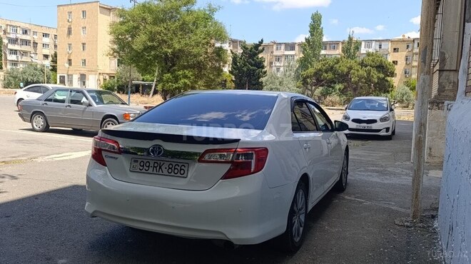 Toyota Camry-4