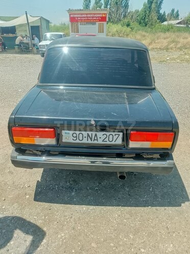 LADA (VAZ) 2107-2