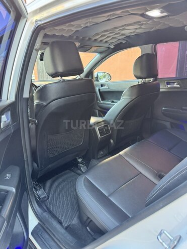 Kia Sportage-12