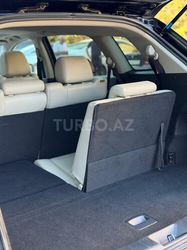 Mazda CX-9-11