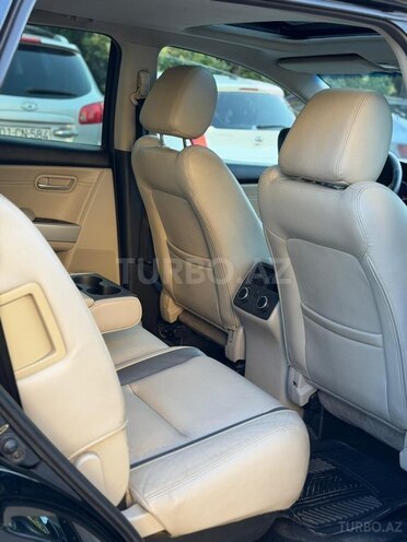 Mazda CX-9-10