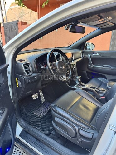 Kia Sportage-10