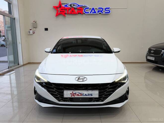 Hyundai Elantra-5