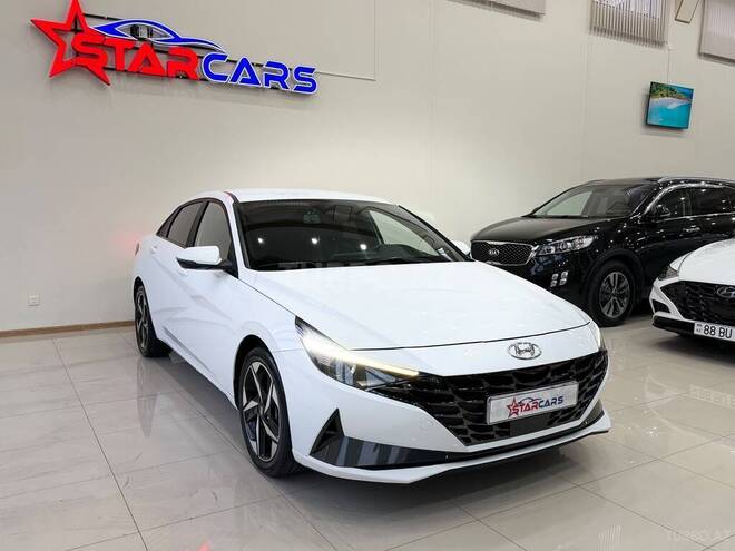 Hyundai Elantra-4