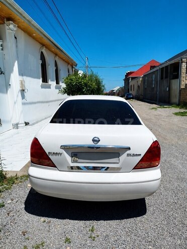 Nissan Sunny-4