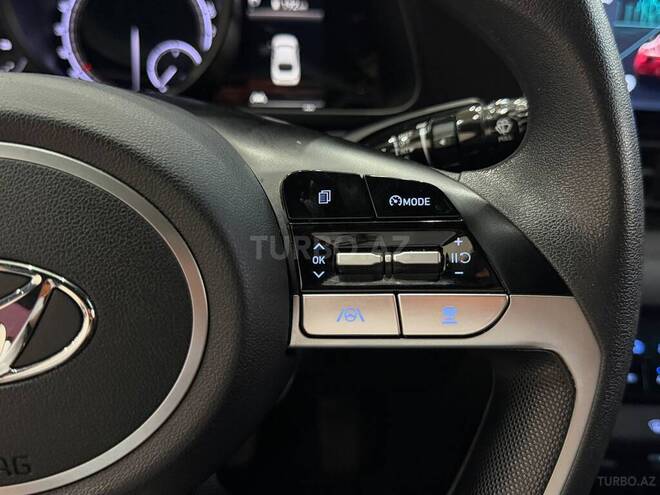 Hyundai Elantra-19