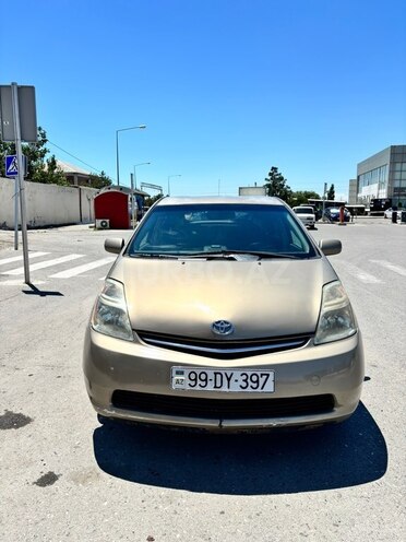 Toyota Prius-1