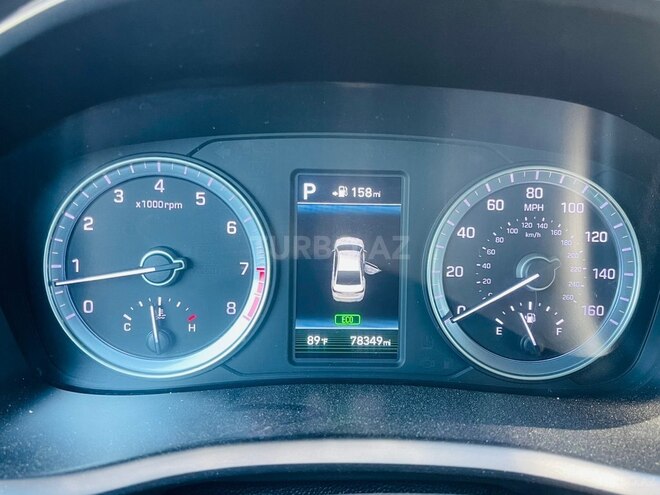 Hyundai Sonata-10