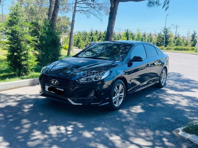 Hyundai Sonata-2