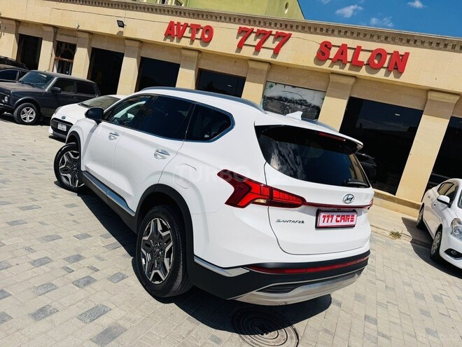 Hyundai Santa Fe-8