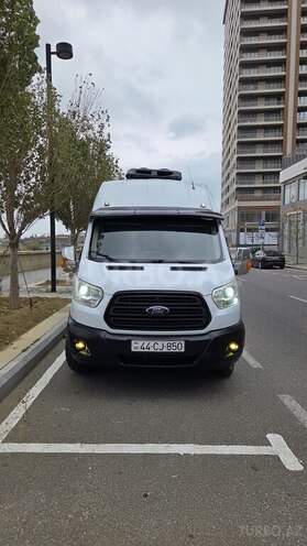 Ford Transit-1