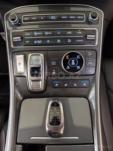 Hyundai Santa Fe-19