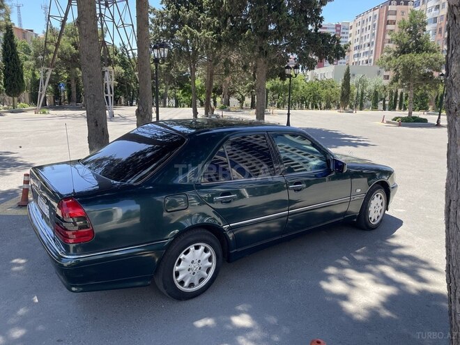 Mercedes C 220-3