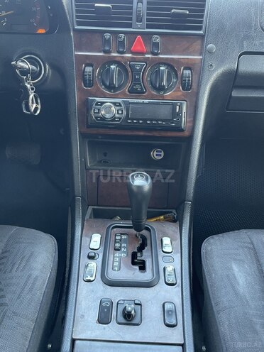 Mercedes C 220-6