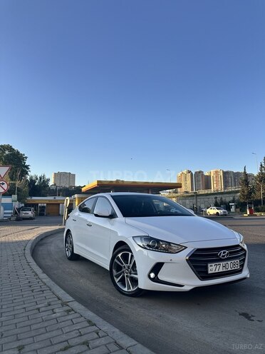 Hyundai Avante-1
