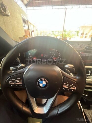BMW 330-13
