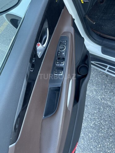 Kia Sorento-19