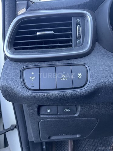 Kia Sorento-12