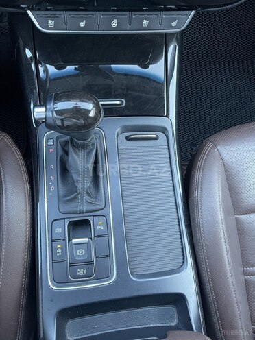 Kia Sorento-13