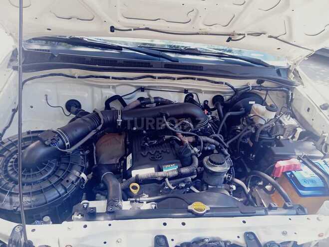 Toyota Fortuner-16