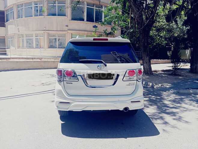 Toyota Fortuner-9