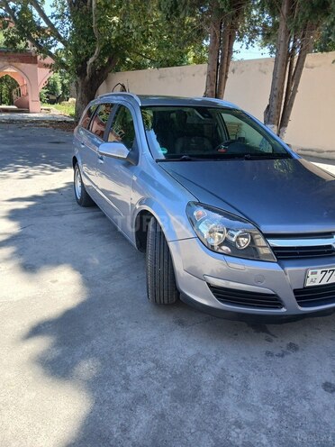 Opel Astra-10