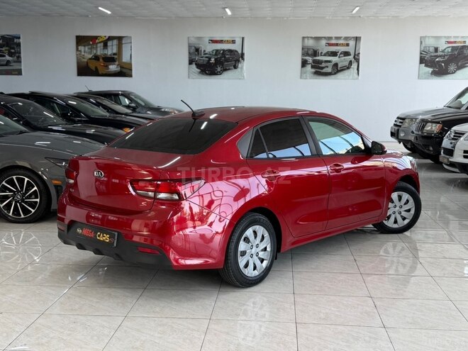 Kia Rio-5