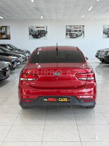 Kia Rio-7