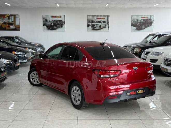 Kia Rio-8